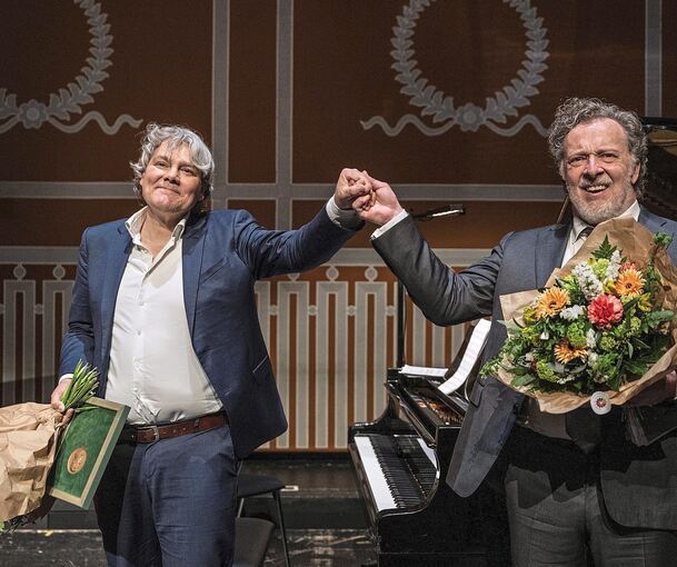 Bariton Christian Gerhaher (rechts) und sein Klavierbegleiter Gerold Huber werden als hervorragendes Lied-Duo ausgezeichnet.